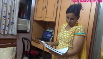 Amateur indian babe sexy lily hot videos