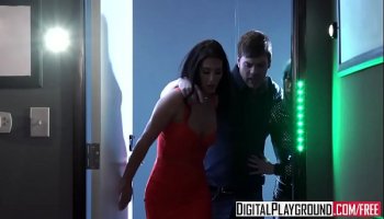 Xxx porn video sex machina a xxx parody scene
